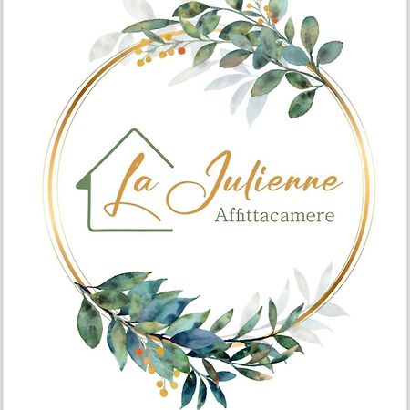 La Julienne Ac Nápoles Exterior foto
